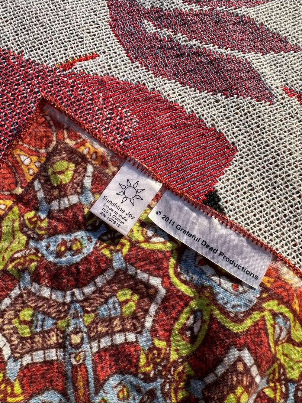 Grateful Dead Vibrating Bears Bandana 22x22 - Picture 4 of 4